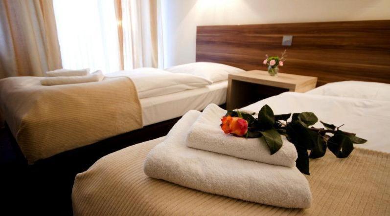 Adria Bed & Breakfast Mysliborz Bilik gambar