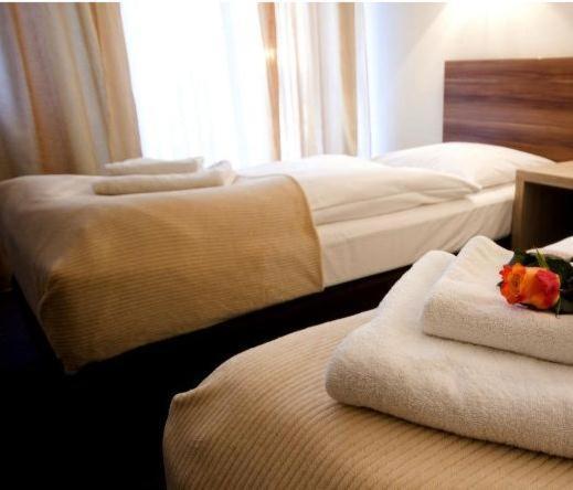 Adria Bed & Breakfast Mysliborz Bilik gambar